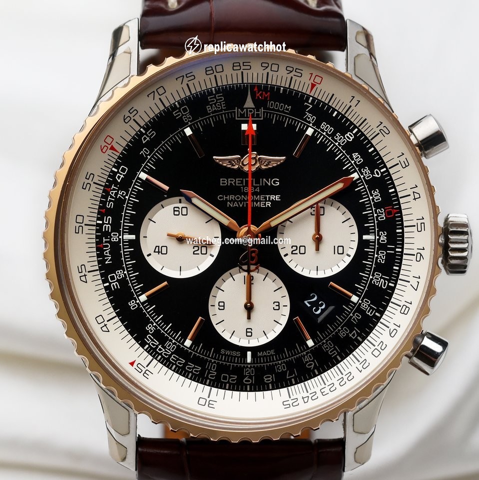 Breitling Navitimer 01 (46 MM) Mens watch Unisex Automatic Gold Steel UB012721 BE18 2