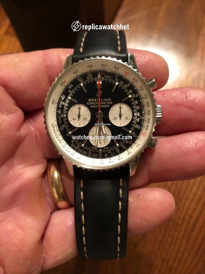Breitling Navitimer 1 B01 Chronograph 43 Mens watch Unisex Automatic Steel AB0121211B1X2 2