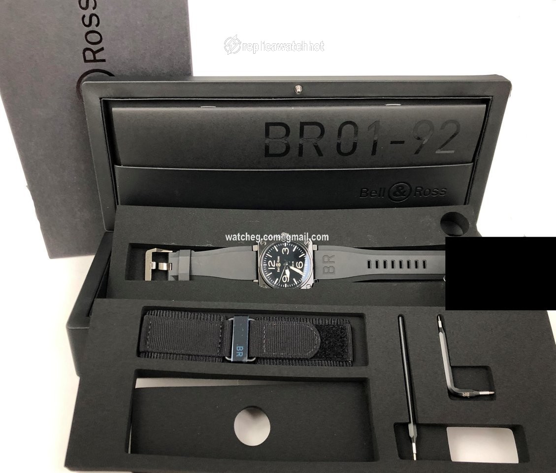 Bell & Ross BR 01-92 Mens watch Unisex Automatic Ceramic BR0192-BL-CER SRB 2