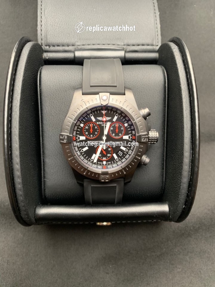 Breitling Avenger Seawolf Mens watch Unisex Quartz Steel M7339010 BA03 2