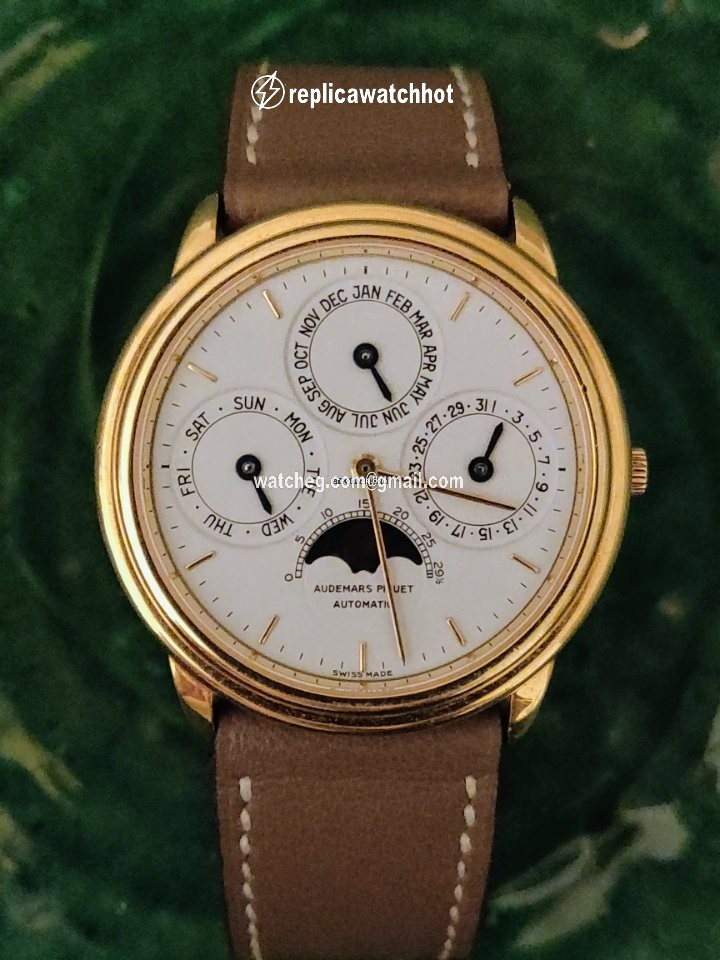 Audemars Piguet Mens watch Unisex Automatic Yellow gold 25657BA 2