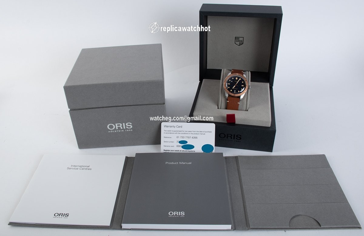 Oris Divers Sixty Five Mens watch Unisex Automatic Bronze 01-733-7707-4355-07 5 20 45 2