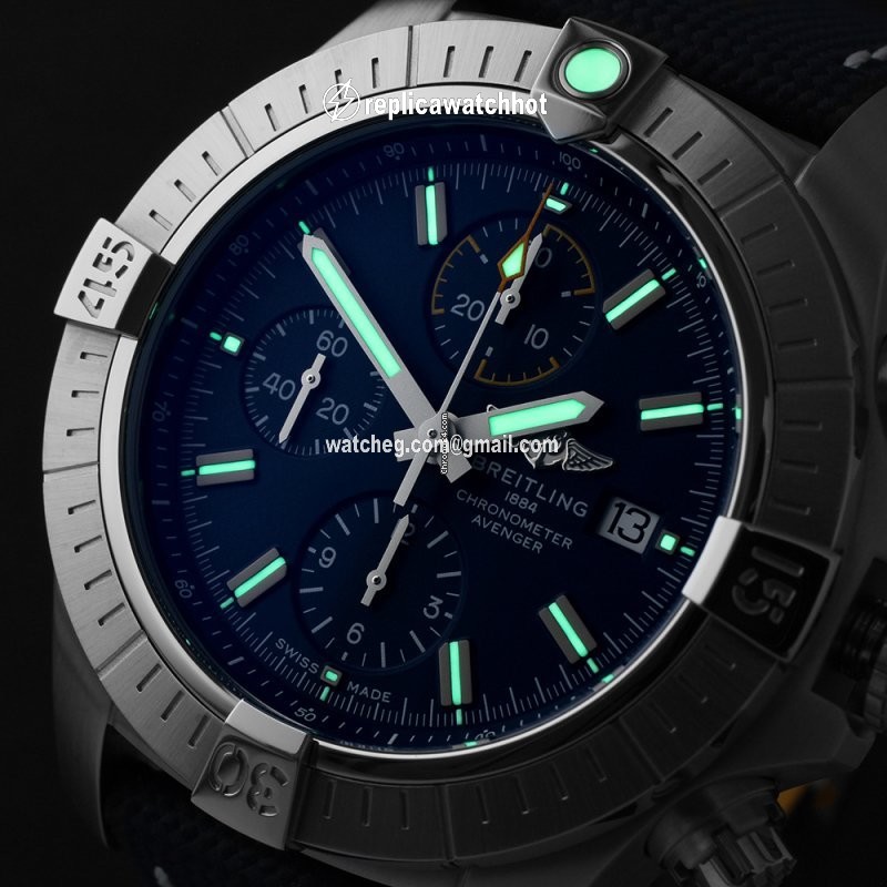 Breitling Avenger Mens watch Unisex Automatic A13317101C1X2 2