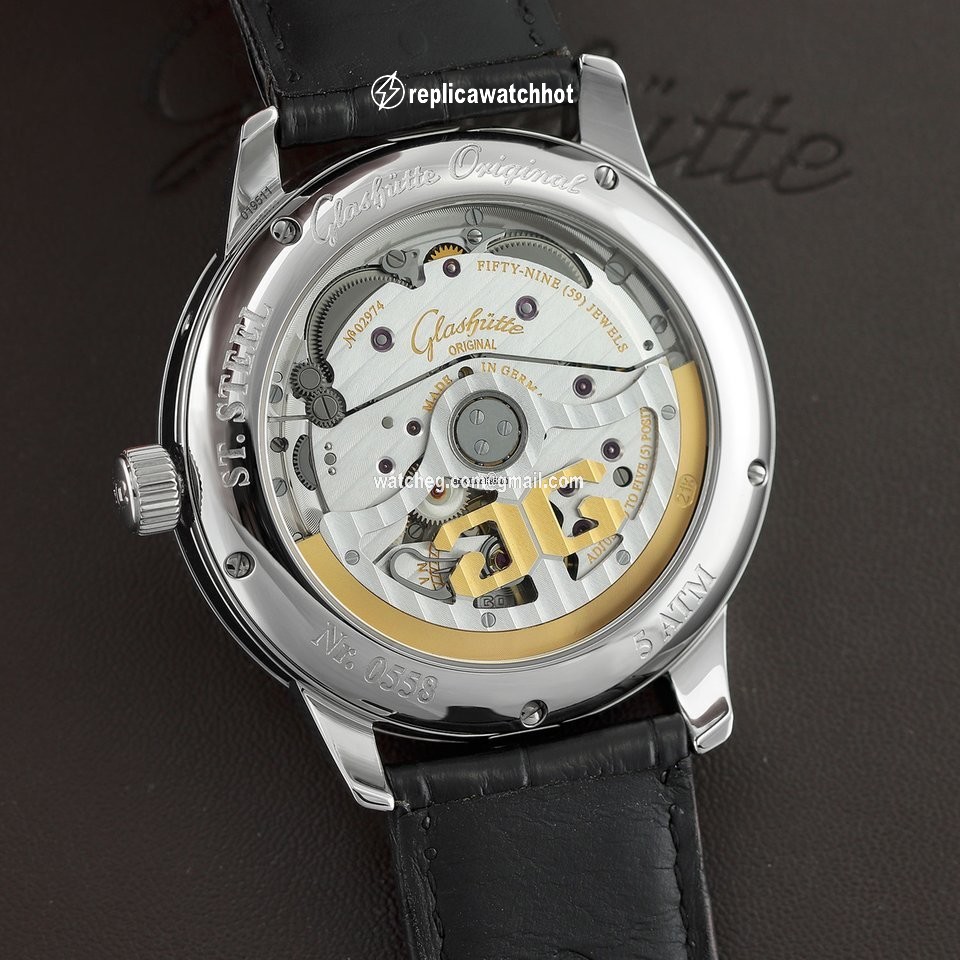 Glashtte Original Senator Perpetual Calendar Mens watch Unisex Automatic Steel 100-02-25-12-05 2