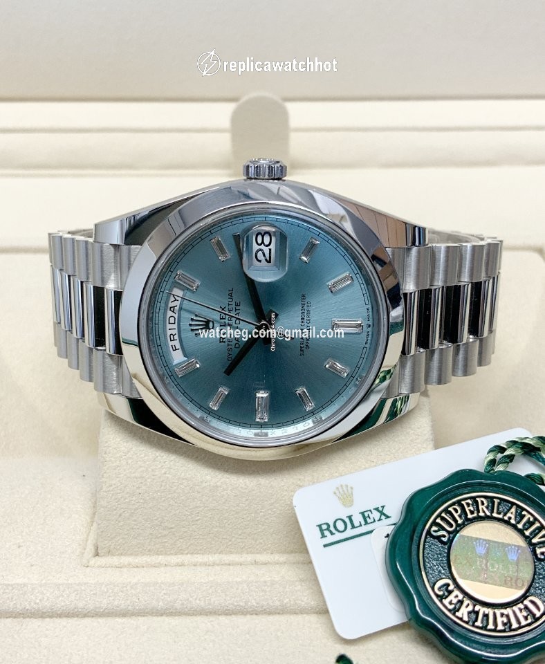 Rolex Day-Date 40 Mens watch Unisex Platinum Automatic 228206-0004 2