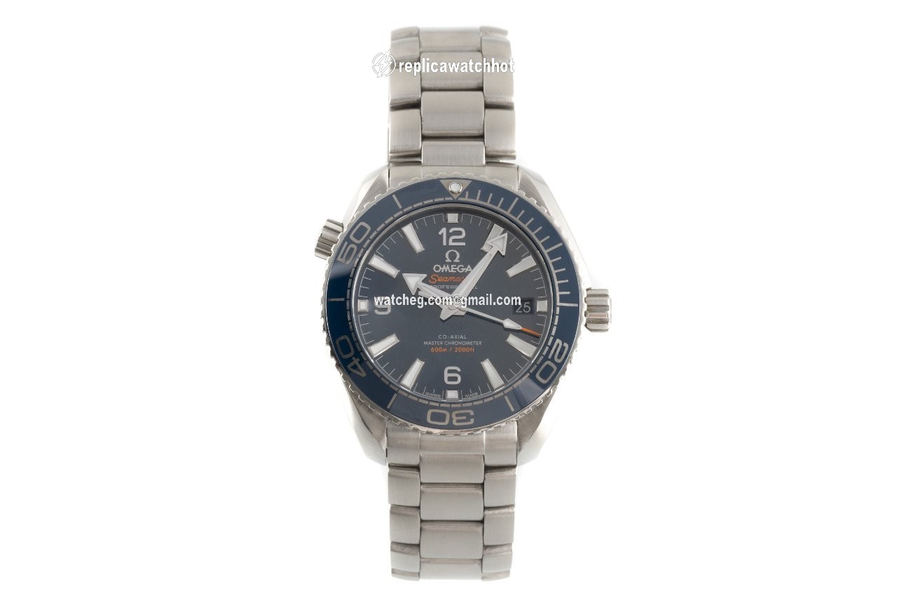 Omega Seamaster Planet Ocean Mens watch Unisex Automatic Steel 215.30.40.20.03.001 2