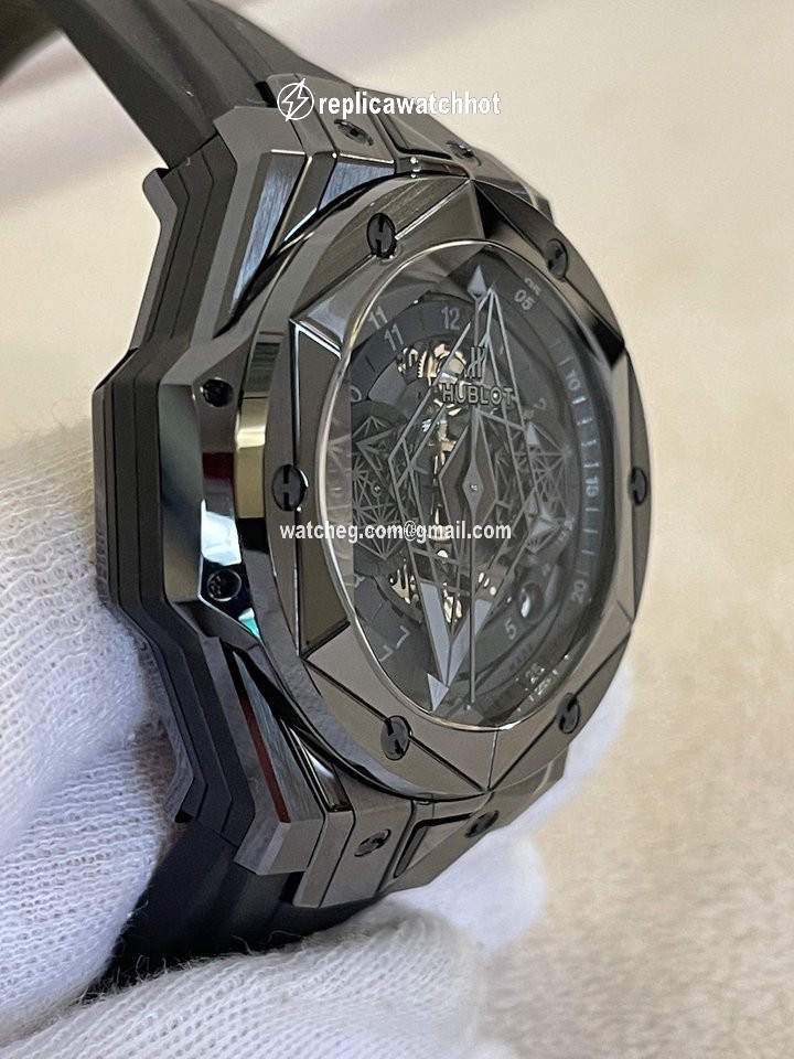 Hublot Big Bang Sang Bleu Mens watch Unisex Automatic Ceramic 418.CX.1114.RX.MXM20 2