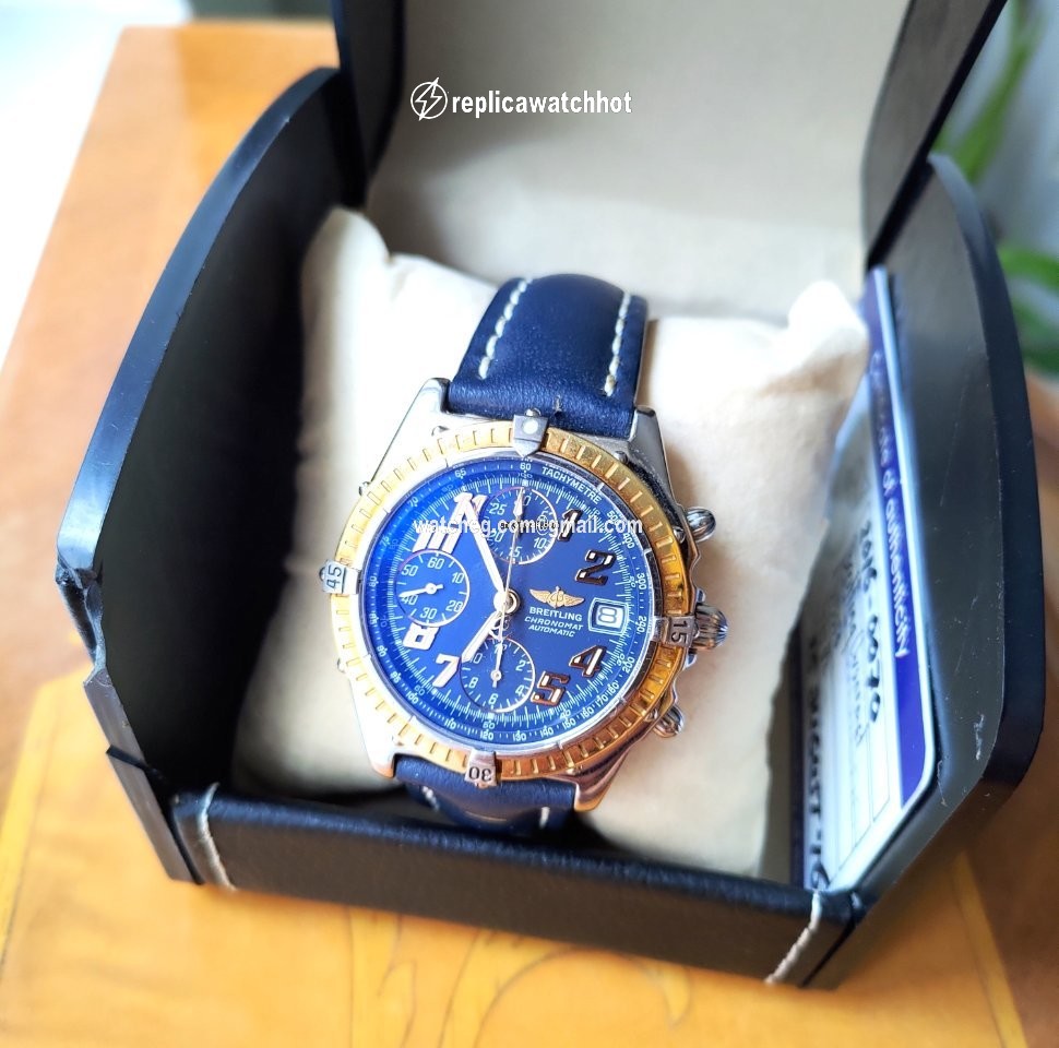 Breitling Blackbird Mens watch Unisex Automatic Gold Steel D13350 2
