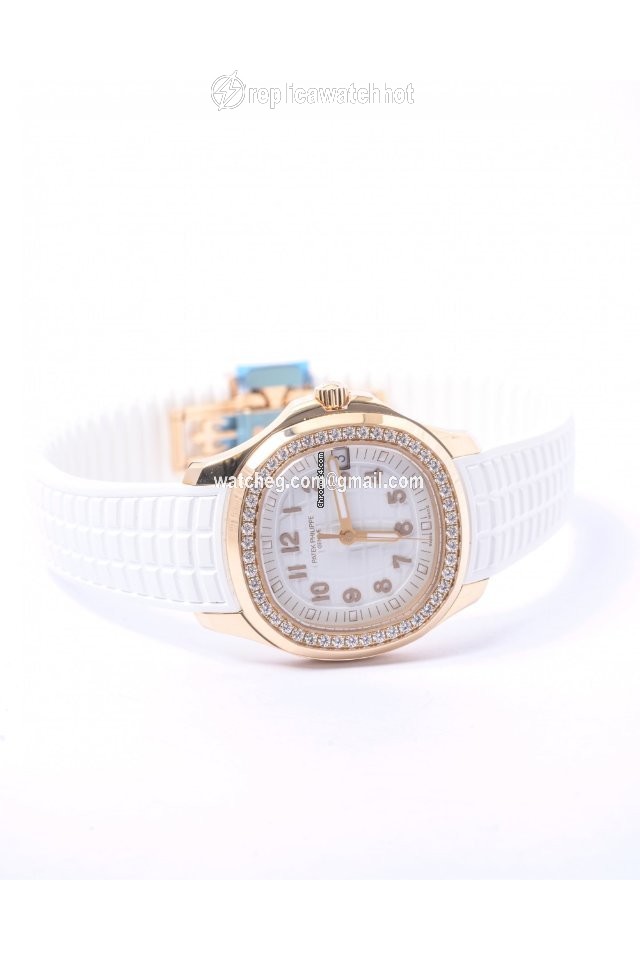 Patek Philippe Aquanaut Rose gold 5268 200R-001 2
