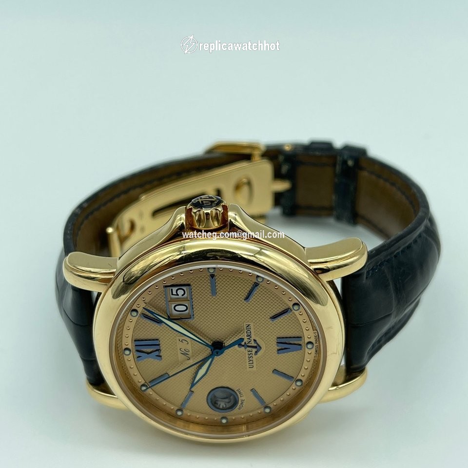 Ulysse Nardin San Marco Mens watch Unisex Automatic Rose gold 226-88 2