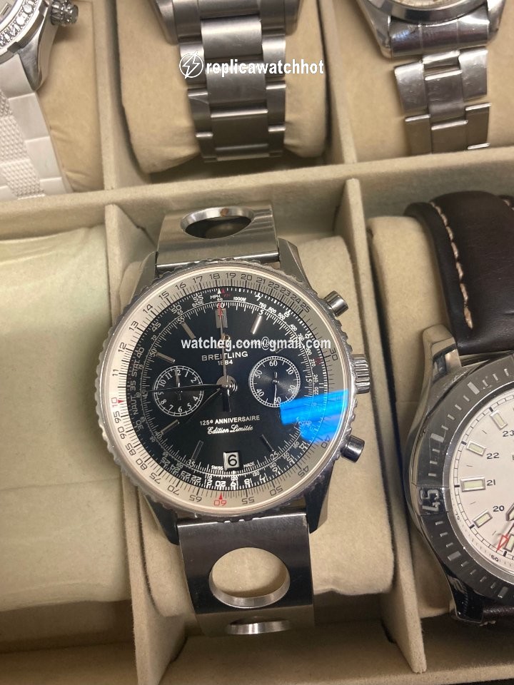 Breitling Navitimer Mens watch Unisex Automatic Steel A26322 2