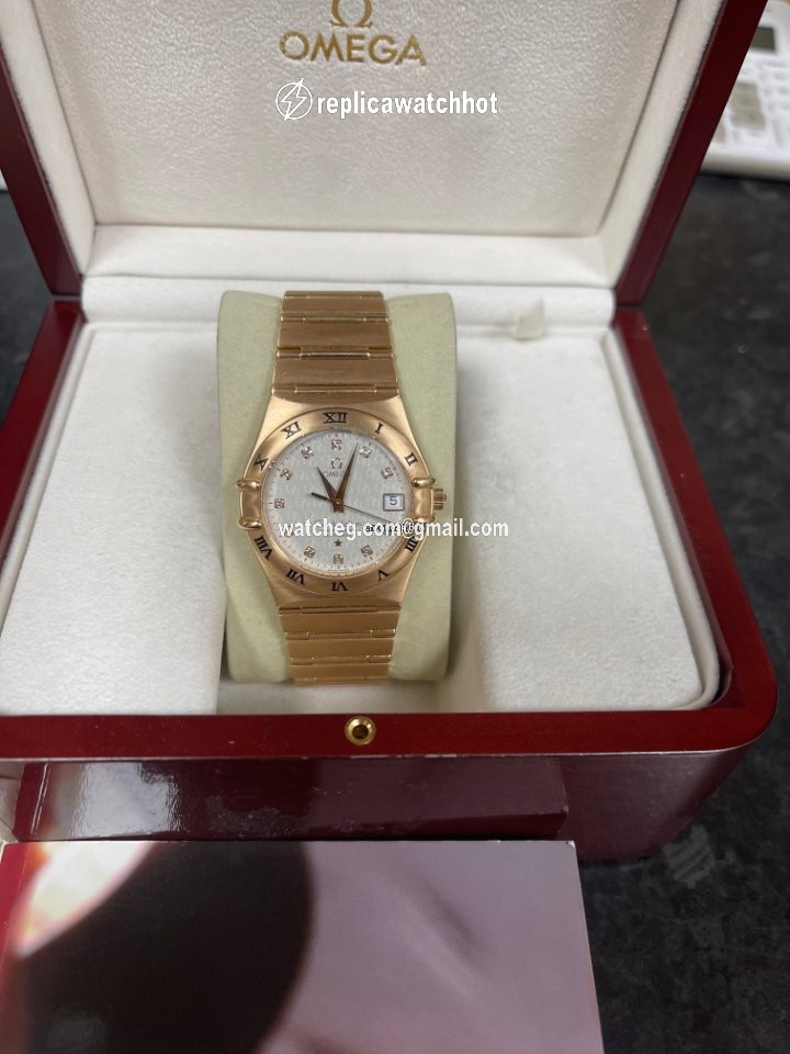 Omega Constellation Quartz Mens watch Unisex Quartz Rose gold 123.53.35.60.52.001 2