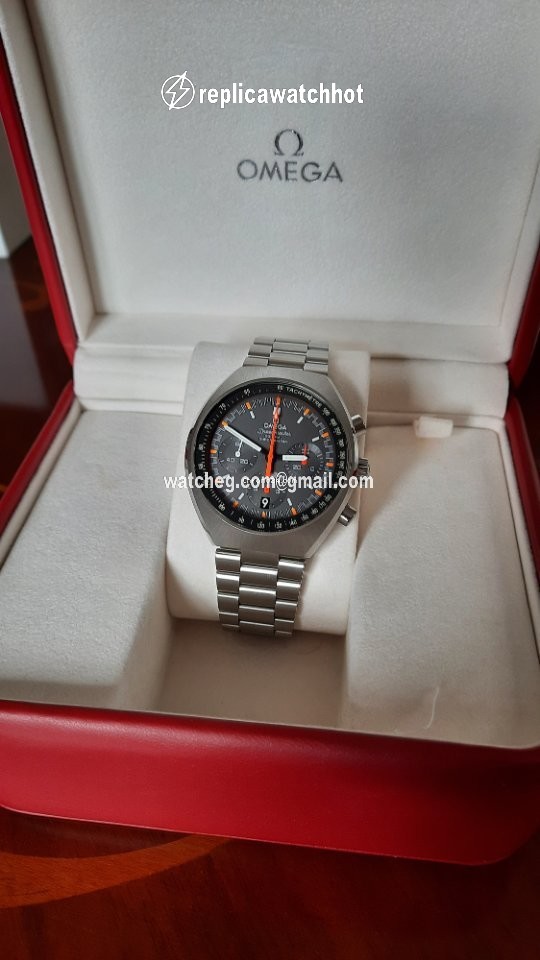 Omega Speedmaster Mark II Mens watch Unisex Automatic Steel 327.10.43.50.06.001 2