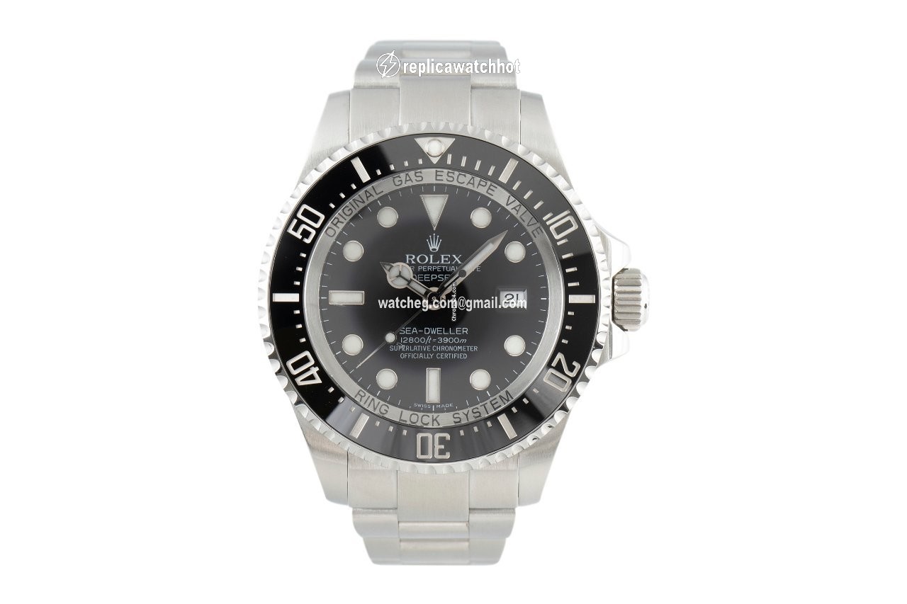 Rolex Sea-Dweller Deepsea Mens watch Unisex Steel Automatic 116660 2
