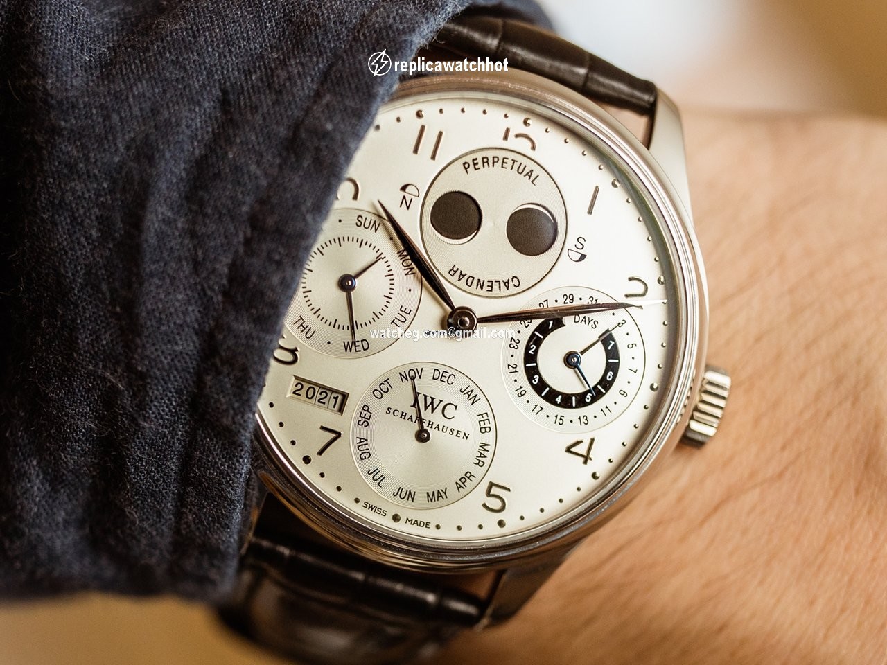 IWC Portuguese Perpetual Calendar Mens watch Unisex Automatic Platinum IW502111 2