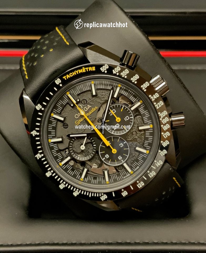 Omega Speedmaster Professional Moonwatch Mens watch Unisex Manual winding Ceramic 311.92.44.30.01.001 2