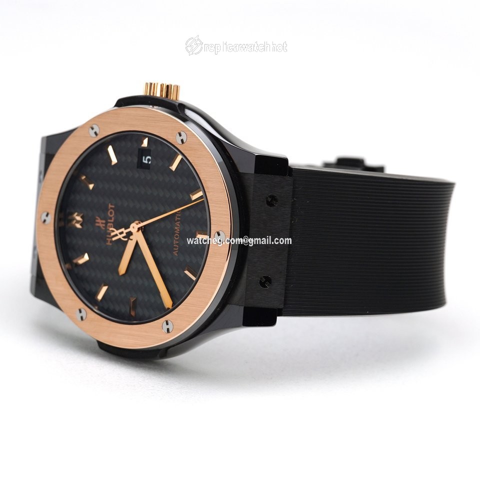 Hublot Classic Fusion 45, 42, 38, 33 mm Mens watch Unisex Automatic Ceramic 511.CO.1781.RX 2