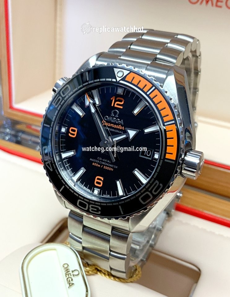 Omega Seamaster Planet Ocean Mens watch Unisex Automatic Steel 215.30.44.21.01.002 2