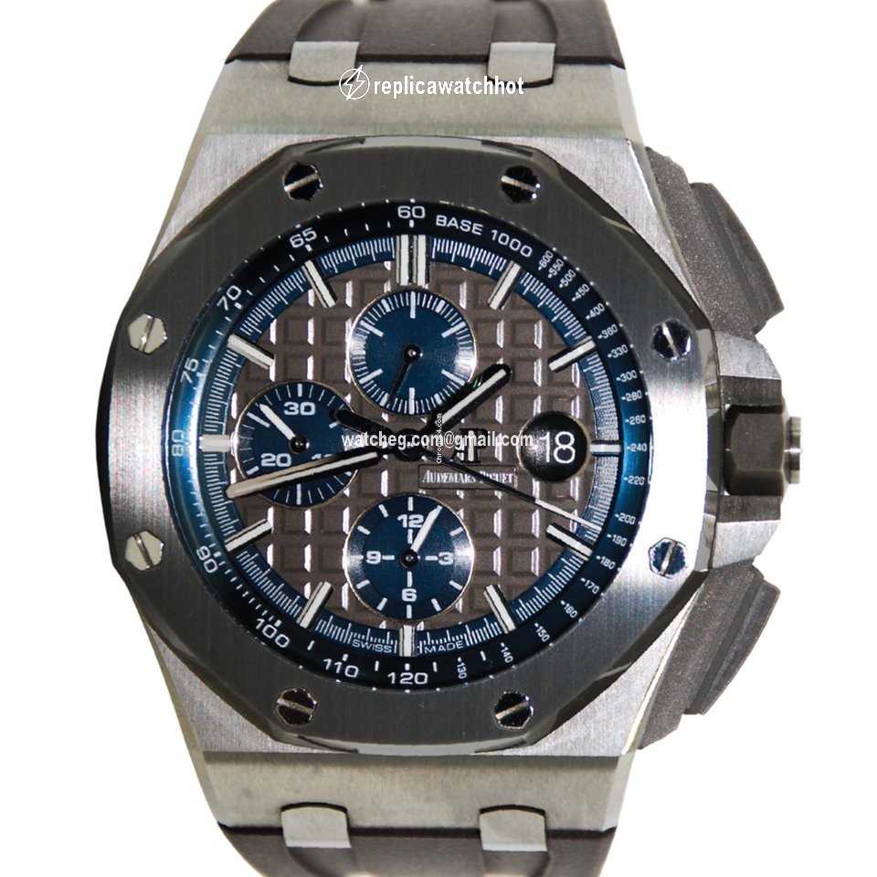 Audemars Piguet Royal Oak Offshore Chronograph Mens watch Unisex Automatic Titanium 26400.IO.OO.A004CA.02 2