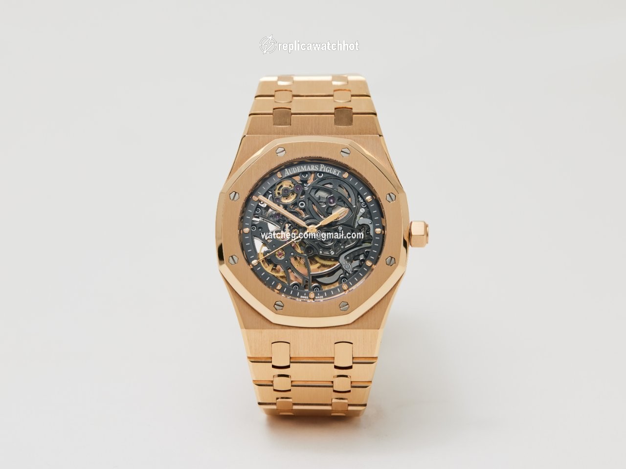 Audemars Piguet Royal Oak Selfwinding Mens watch Unisex Automatic Rose gold 15305OR.OO.D088CR.01 2