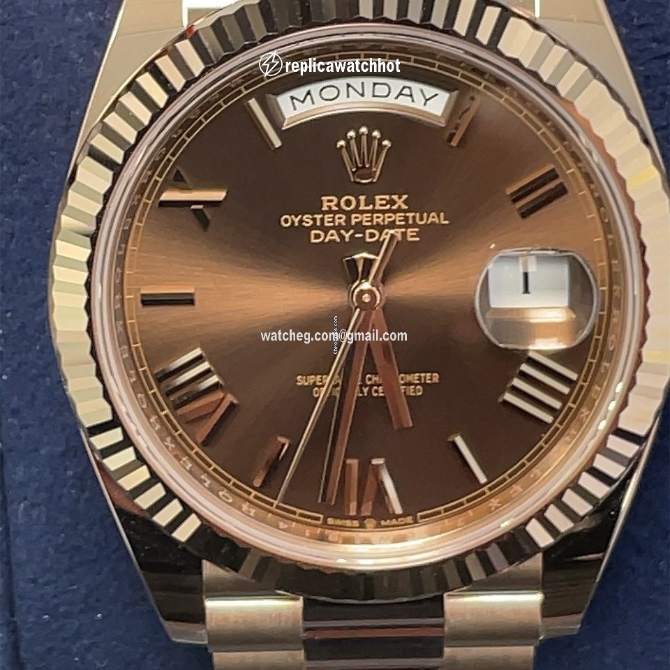 Rolex Day-Date 40 Mens watch Unisex Rose gold Automatic 228235-0006 2