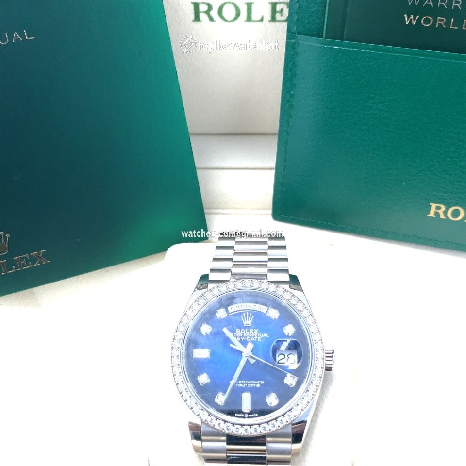 Rolex Day-Date 36 Mens watch Unisex White gold Automatic 128345RBR 2