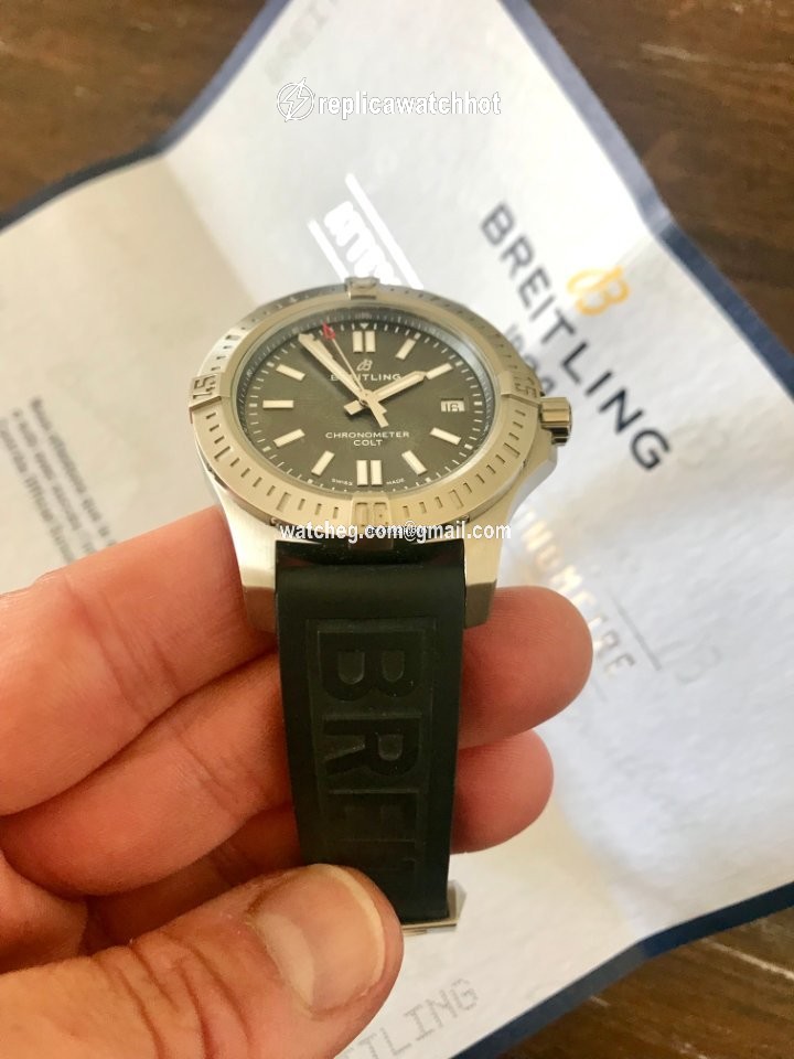 Breitling Chronomat Colt Mens watch Unisex Automatic Steel A17313101F1S1 2