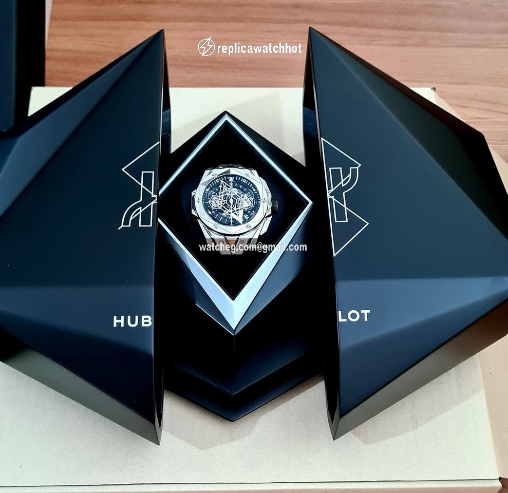 Hublot Big Bang Sang Bleu Mens watch Unisex Automatic Titanium 418.NX.1107.RX.MXM19 2
