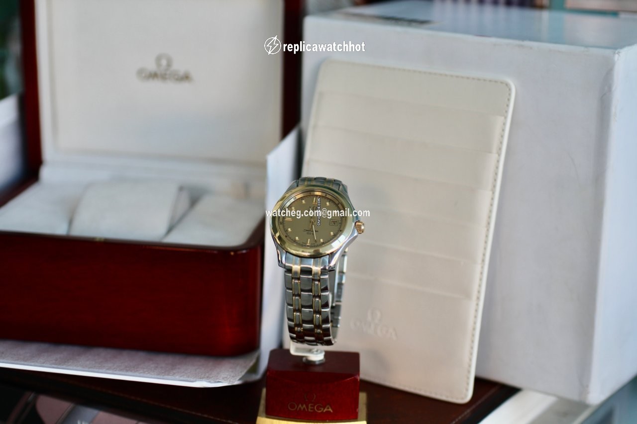 Omega Seamaster Aqua Terra Mens watch Unisex Quartz Steel 23112100 2
