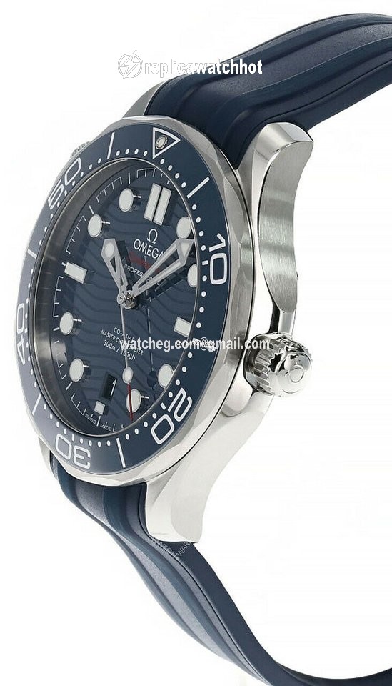 Omega Seamaster Diver 300 M Automatic Steel 210.32.42.20.03.001 21032422003001 2