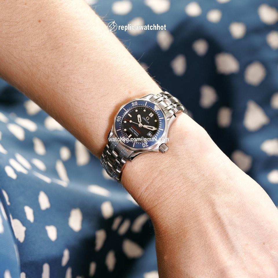 Omega Seamaster Diver 300 M Womens watch Quartz Steel 2224.80.00 2