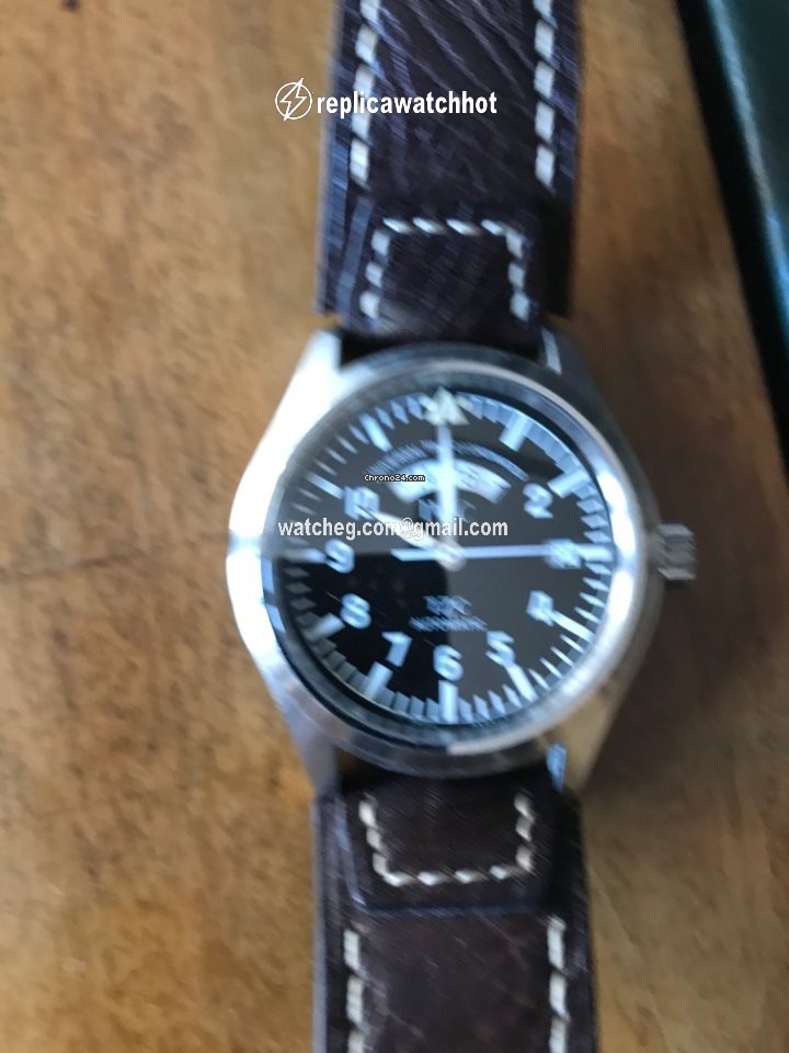 IWC Pilot Mens watch Unisex Automatic 2721224 2