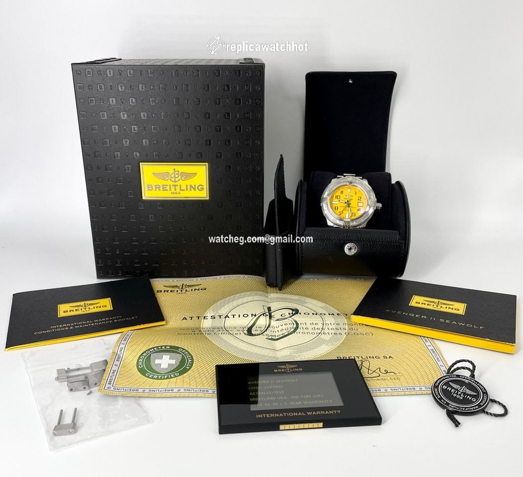 Breitling Avenger II Seawolf Mens watch Unisex Automatic Steel A1733110 2