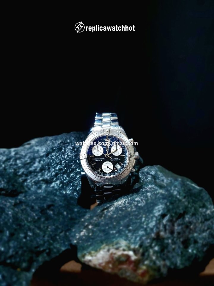 Breitling Colt Chronograph Mens watch Unisex Quartz Steel A73350 2