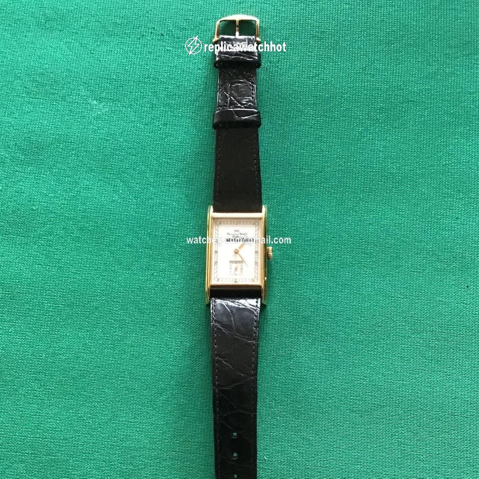 IWC Novecento Mens watch Unisex Manual winding Yellow gold 2497160 2