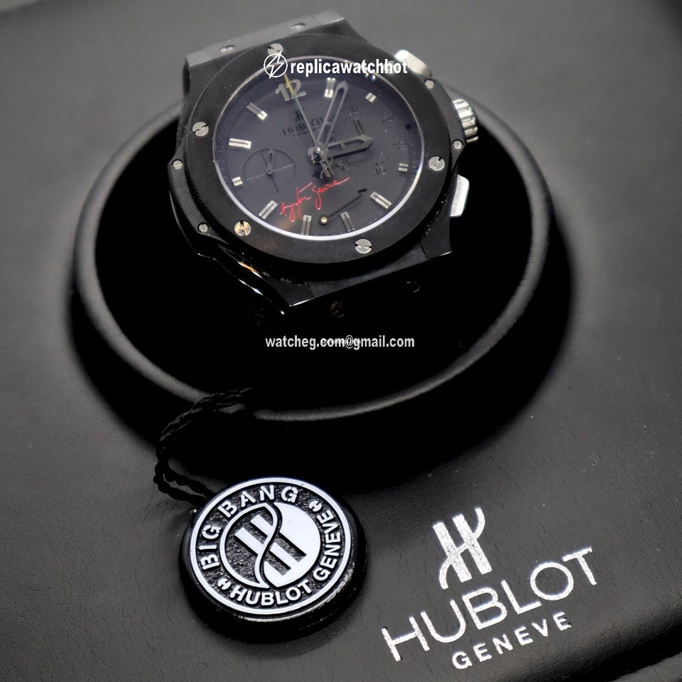 Hublot Big Bang 44 mm Mens watch Unisex Automatic Titanium 309.CM.134.RX.AES07 2