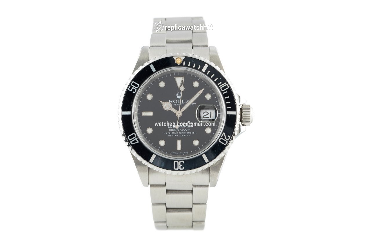 Rolex Submariner Date Mens watch Unisex Steel Automatic 16610 2