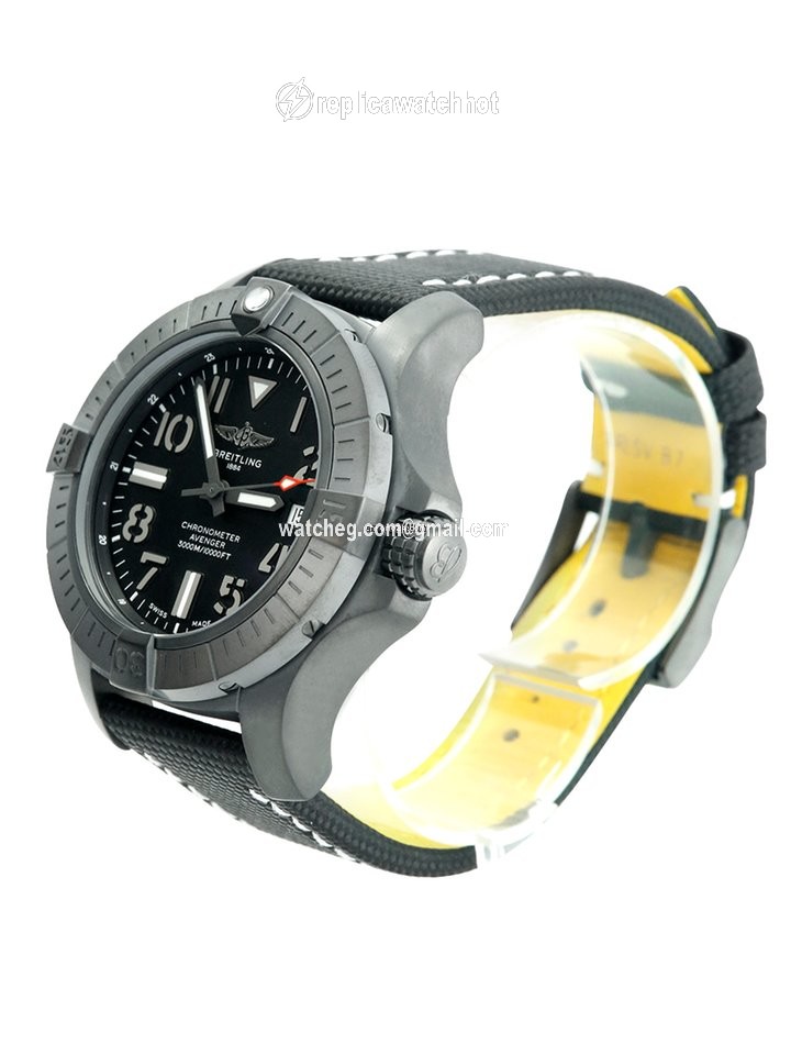 Breitling Mens watch Unisex Automatic Titanium V17319101B1X2 2