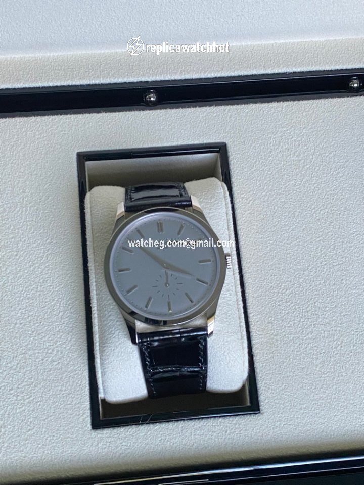 Patek Philippe Calatrava Mens watch Unisex Manual winding White gold 5196G-001 2