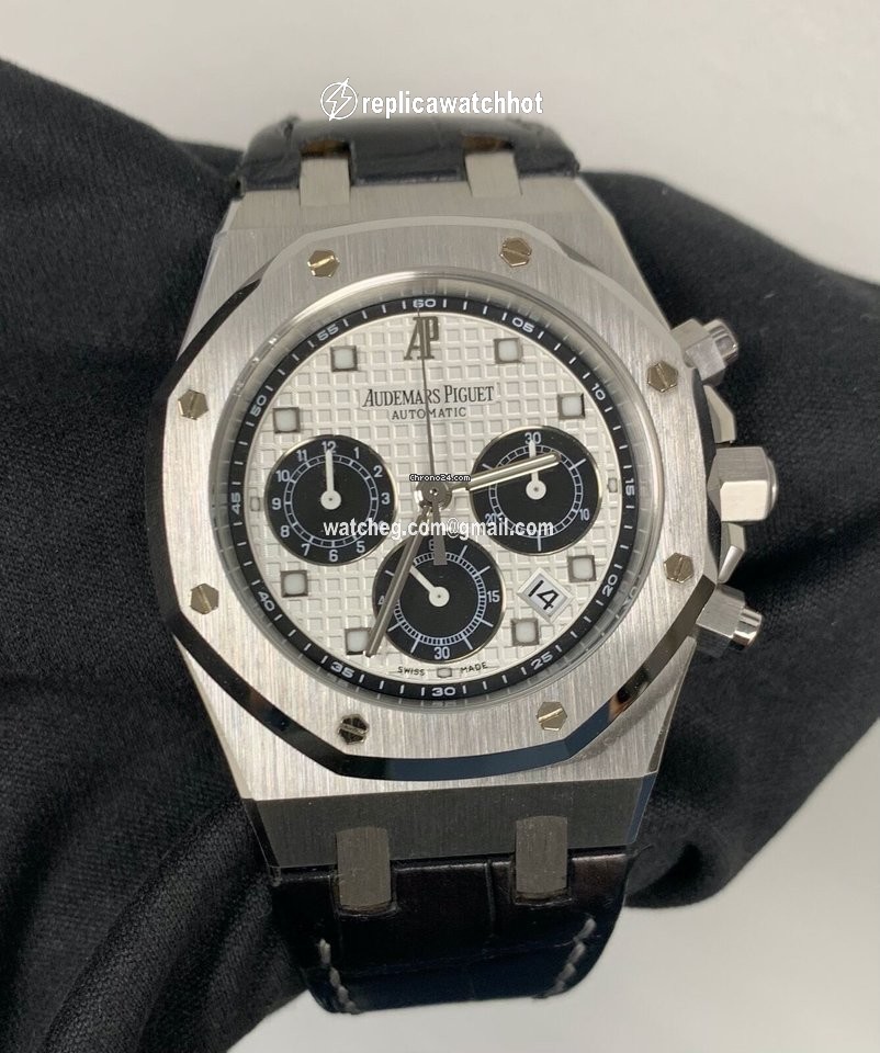 Audemars Piguet Royal Oak Chronograph Mens watch Unisex Automatic Platinum 26035PT.00.D002CR.01 2