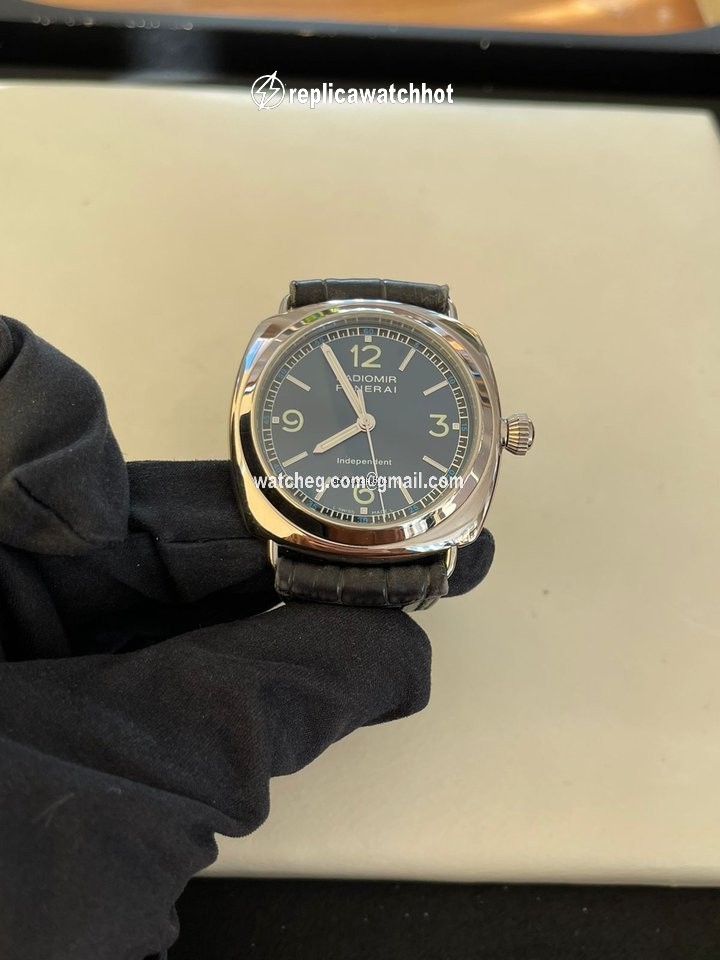 Panerai Special Editions Mens watch Unisex Manual winding White gold pam00080 2