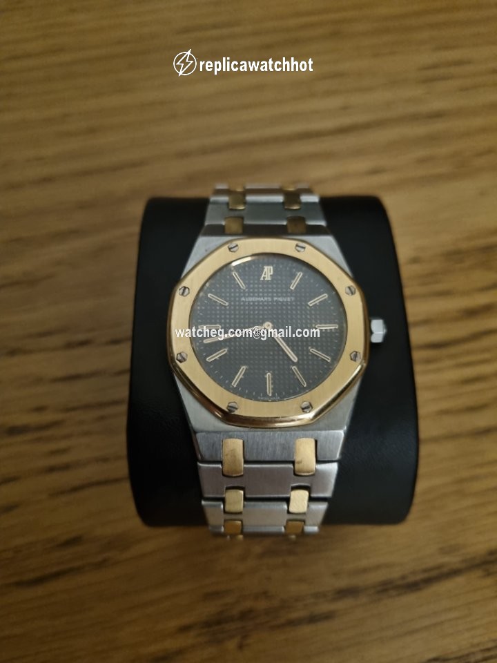 Audemars Piguet Royal Oak Mens watch Unisex Quartz Gold Steel 56143SA 2