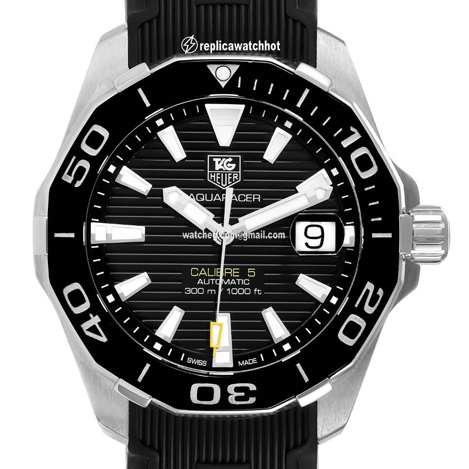 TAG Heuer Aquaracer 300M Mens watch Unisex Automatic Steel WAY211A 2