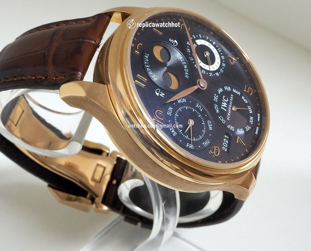 IWC Portuguese Perpetual Calendar Red gold 5021 2