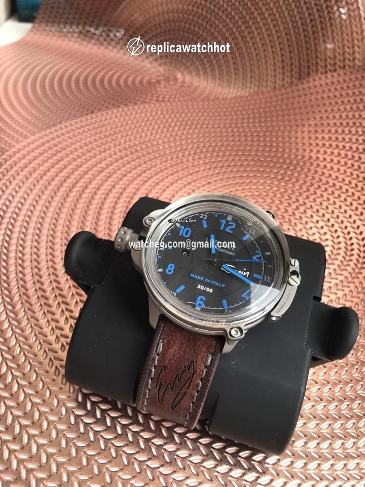 U-Boat Capsule Mens watch Unisex Automatic Titanium 7469 2