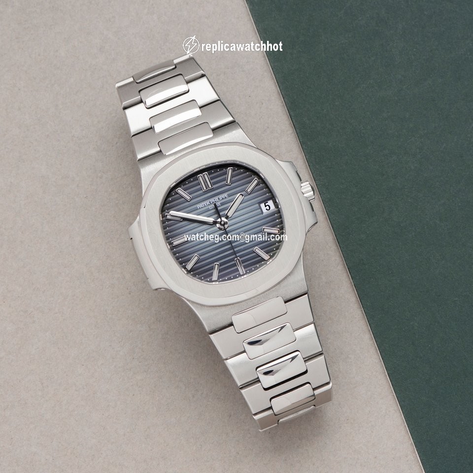 Patek Philippe Nautilus Mens watch Unisex Automatic Steel 5800 1A 2
