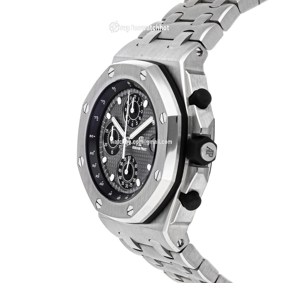 Audemars Piguet Royal Oak Offshore Chronograph Mens watch Unisex Automatic Titanium 26238TI.OO.2000TI.01 2