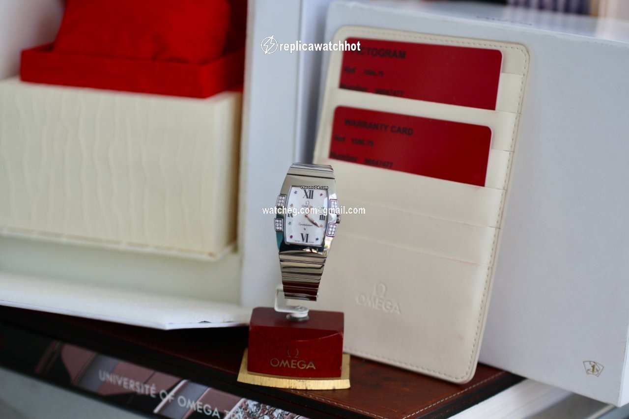 Omega Constellation Womens watch Quartz Steel 1586.79.00 2