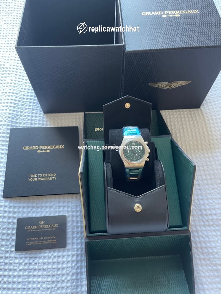 Girard Perregaux Laureato Mens watch Unisex Automatic Steel 81020-11-001-11A 2