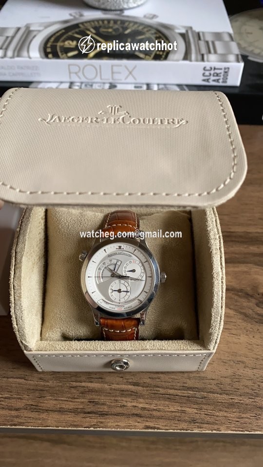 Jaeger-LeCoultre Master Geographic Mens watch Unisex Automatic Steel 142.8.92 2
